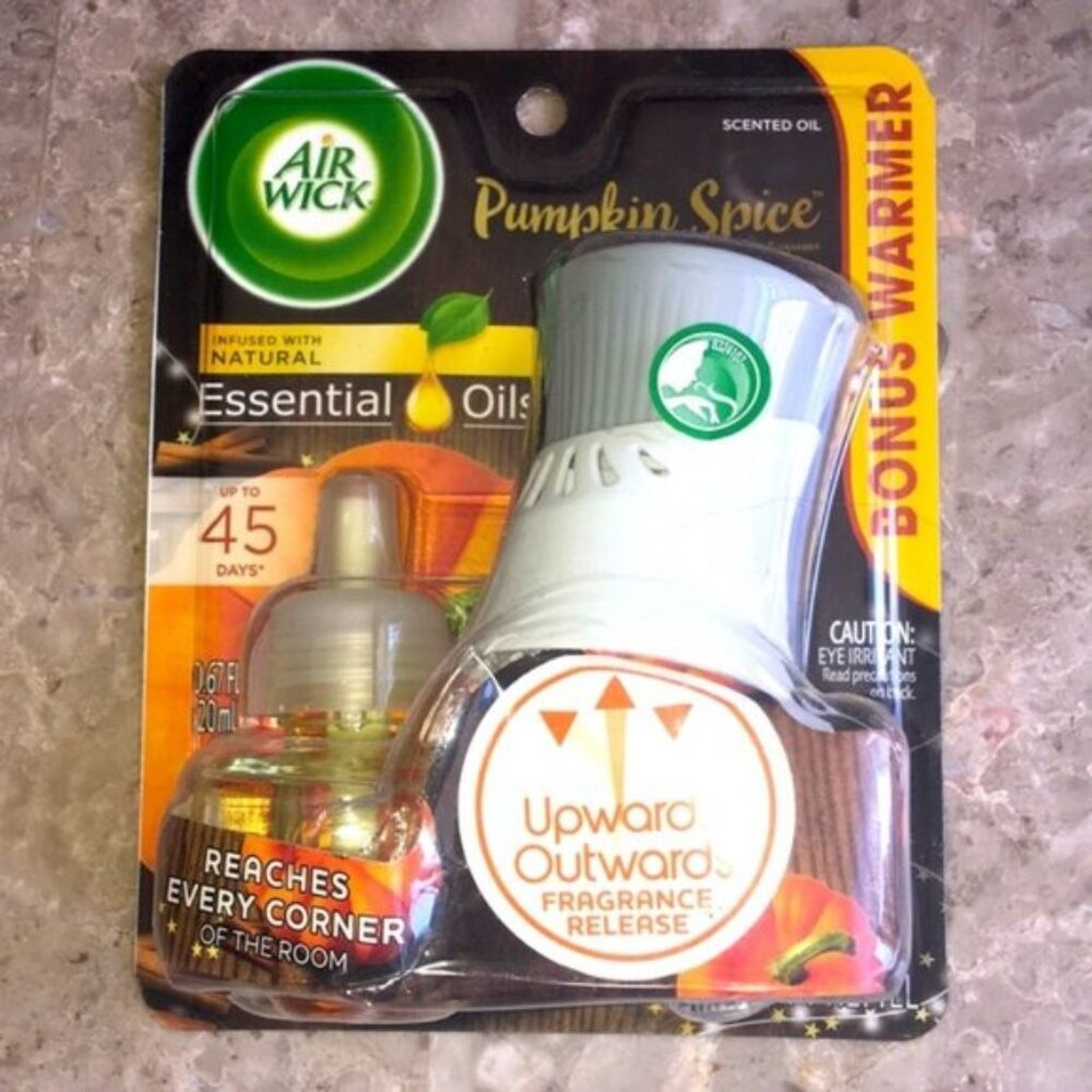 New ✨ limited-edition pumpkin spice air wick 🎃 warmer & refill
